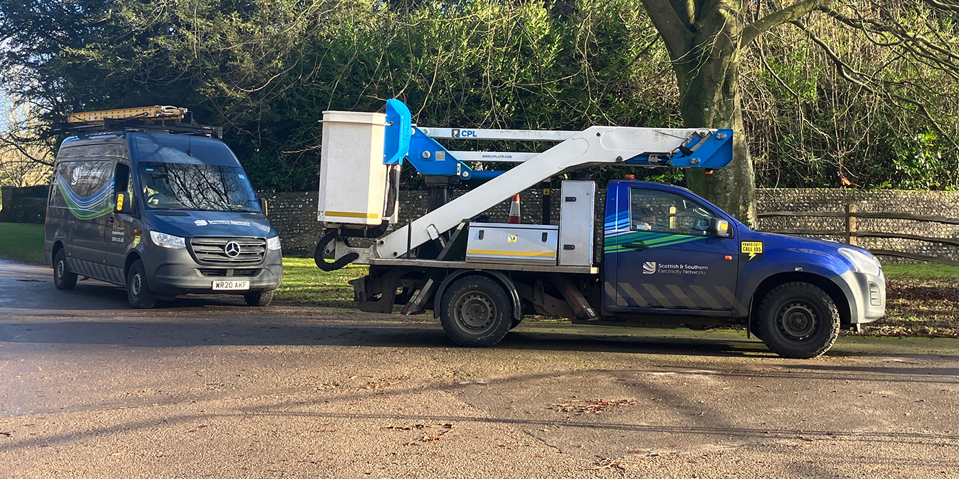SSEN vehicles on response in a storm