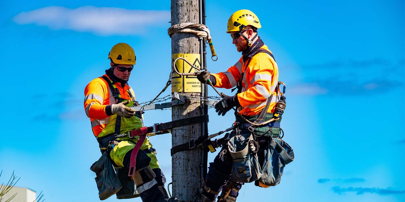 SSEN engineers working at height