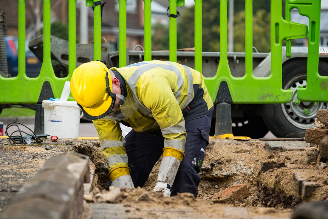 SSEN Distribution at work on their underground network